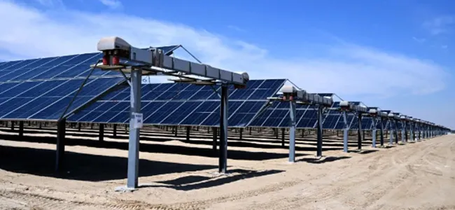 The world's largest single solar power plant project undertaken by China has been fully completed
