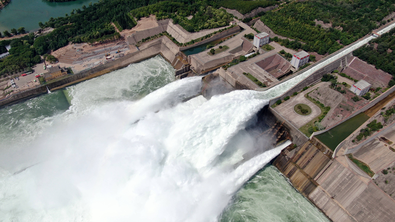 The Yellow River Xiaolangdi Water Conservancy Project